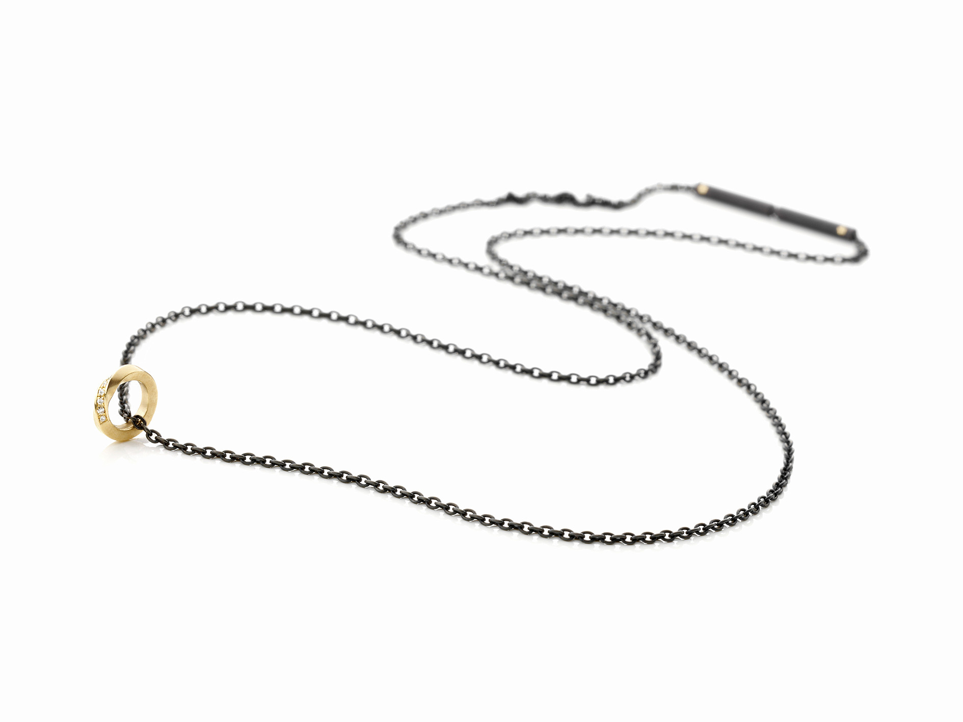 Halsschmuck drehung 356.P-1