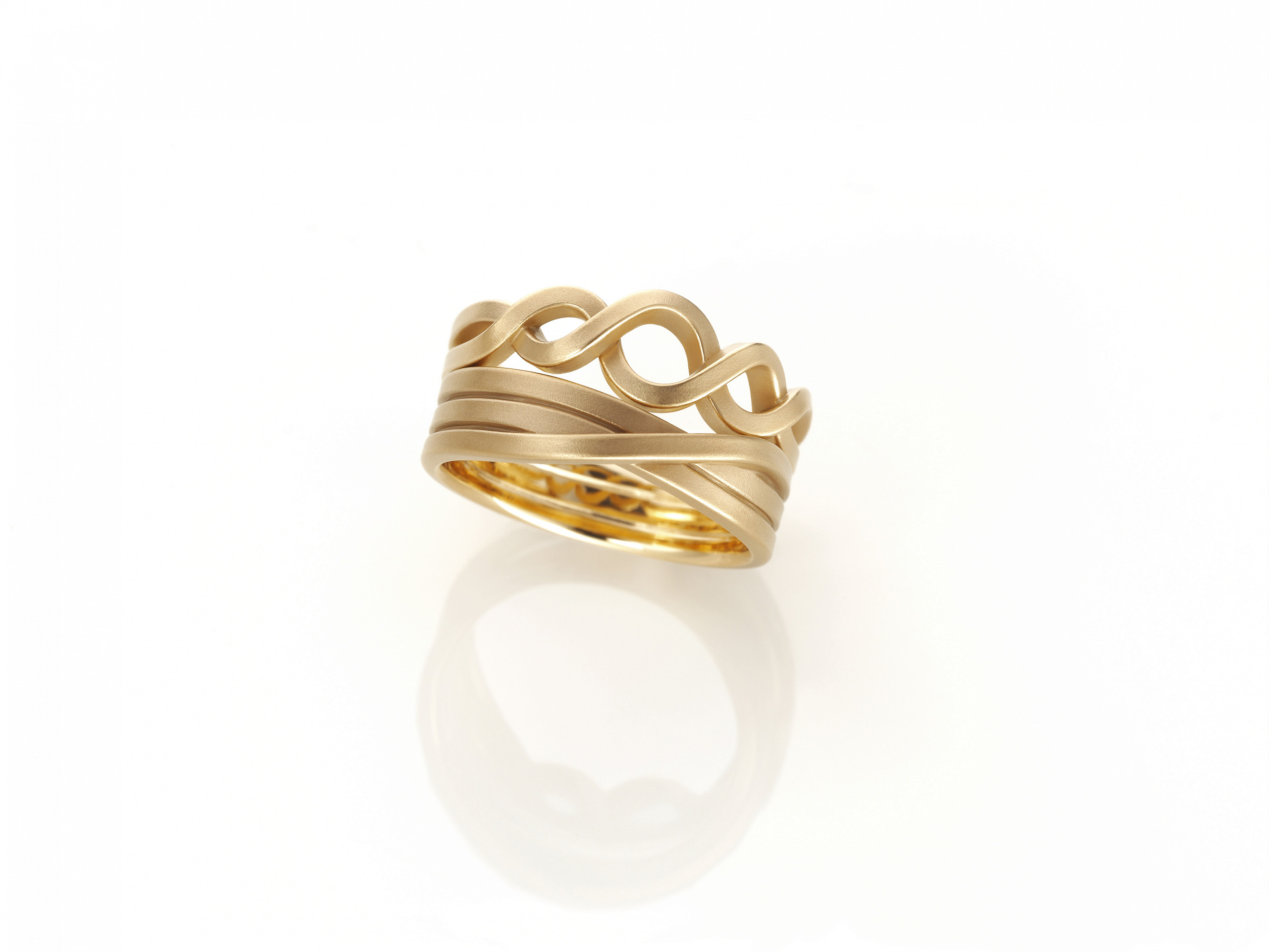 Ring Bänder ineinander-1